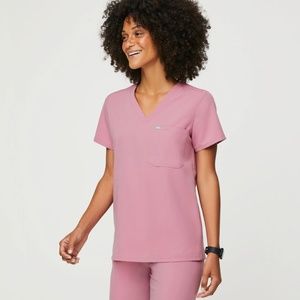 Figs Chalk Pink Catarina - One-Pocket Scrub Top